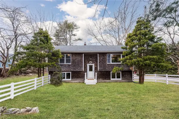 40 Northup Street, South Kingstown, RI 02879