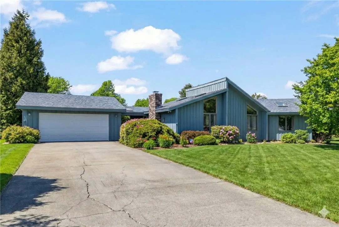 39 Almy Knoll Terrace, Portsmouth, RI 02871 - #1