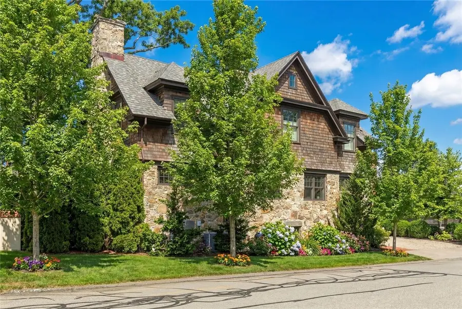 29 Prairie Avenue, Newport, RI 02840 - #3