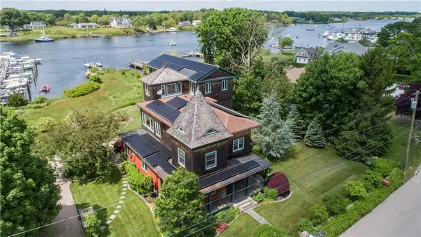 43 Avondale Road, Westerly, RI 02891