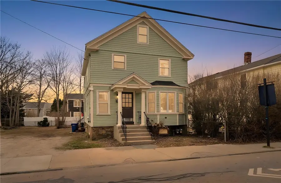 629 Thames Street, Newport, RI 02840 - #2