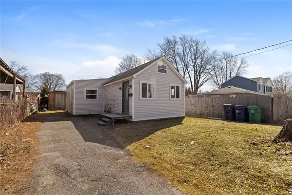 444 Pequot Avenue, Warwick, RI 02889