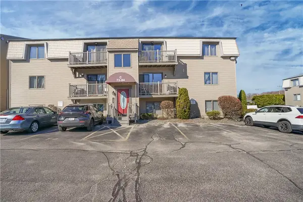 79 Village Court, West Warwick, RI 02893