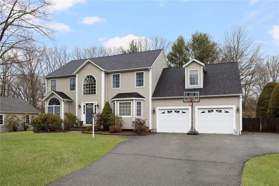 33 Old Meadow Lane, Cumberland, RI 02864 - #1