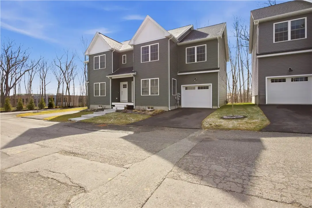 26 Kensington Way, Johnston, RI 02919 - #1