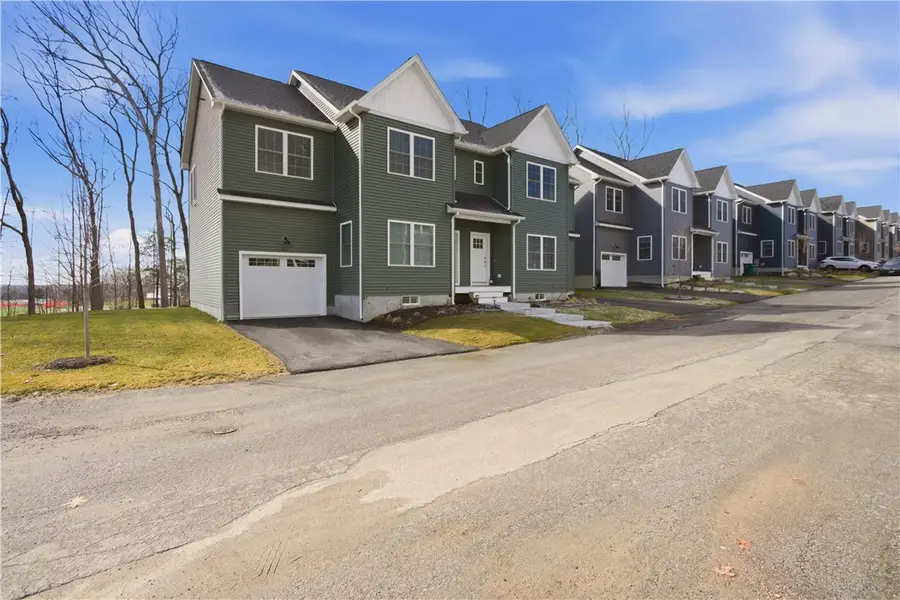 26 Kensington Way, Johnston, RI 02919 - #3