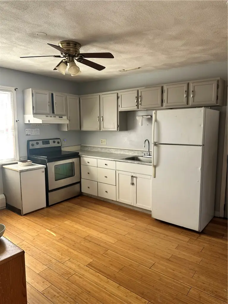 424 Smithfield Avenue #6, Pawtucket, RI 02860 - #2