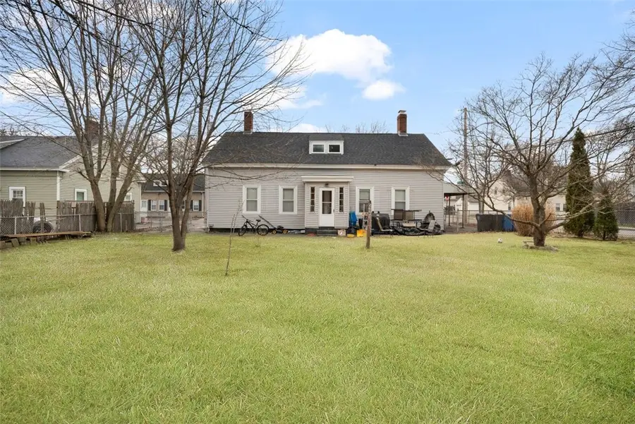 49 Oak Street, Cranston, RI 02910 - #3