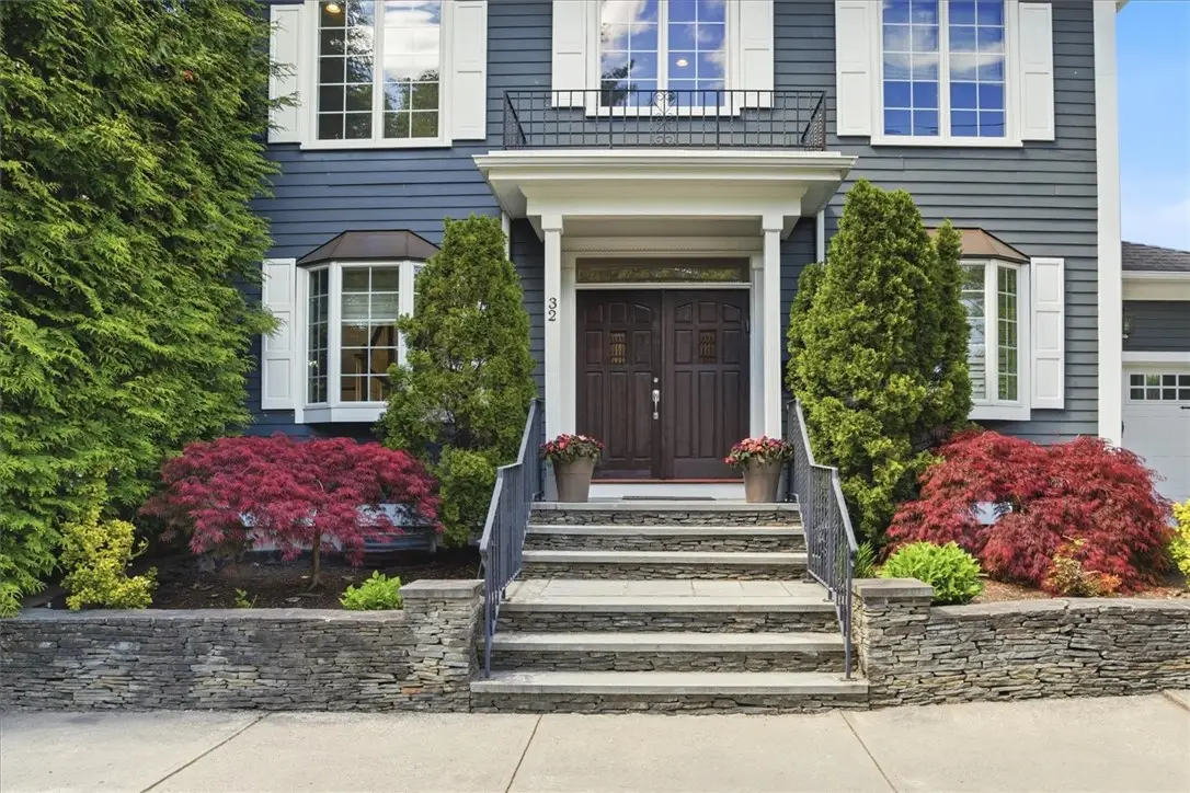 32 Mount Avenue, Providence, RI 02906 - #1