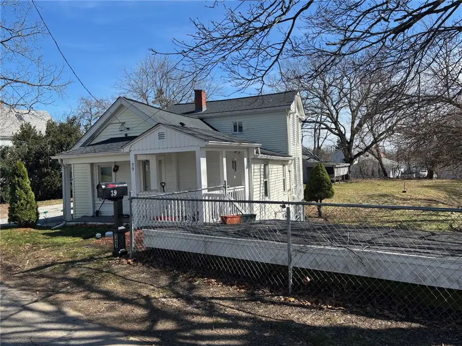 39 Kiley Street, North Providence, RI 02911 - #3