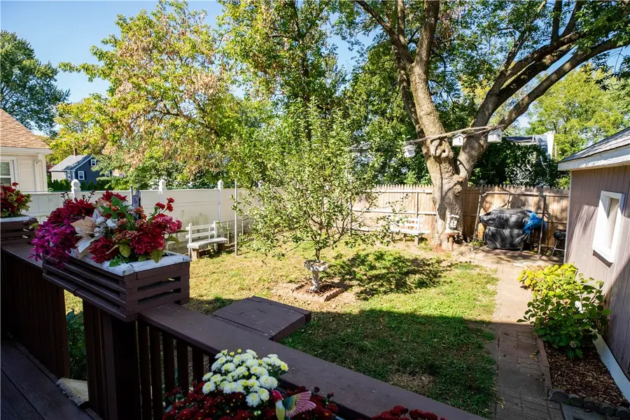 21 Madison Street, Warwick, RI 02888 - #3