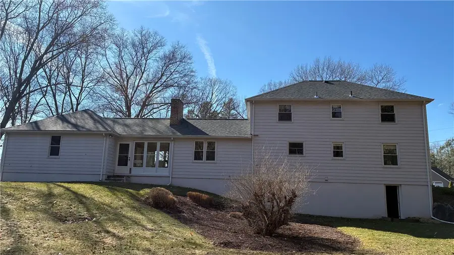 2 Woodcrest Drive, Cumberland, RI 02864 - #2