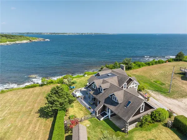 4 Hull Cove Street, Jamestown, RI 02835