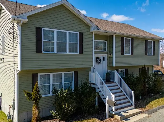 8 Lakeside Street, Providence, RI 02904 - #2