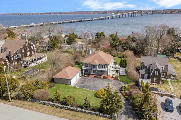 56 Tefft Street, North Kingstown, RI 02874