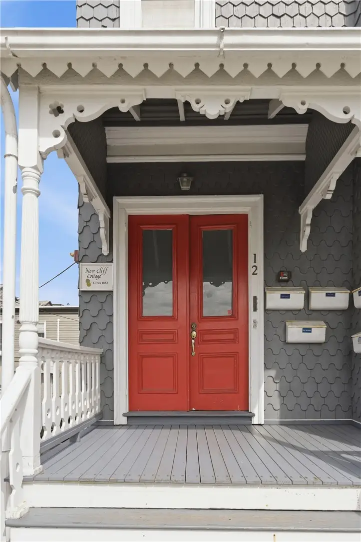 12 Catherine Street #2, Newport, RI 02840 - #3