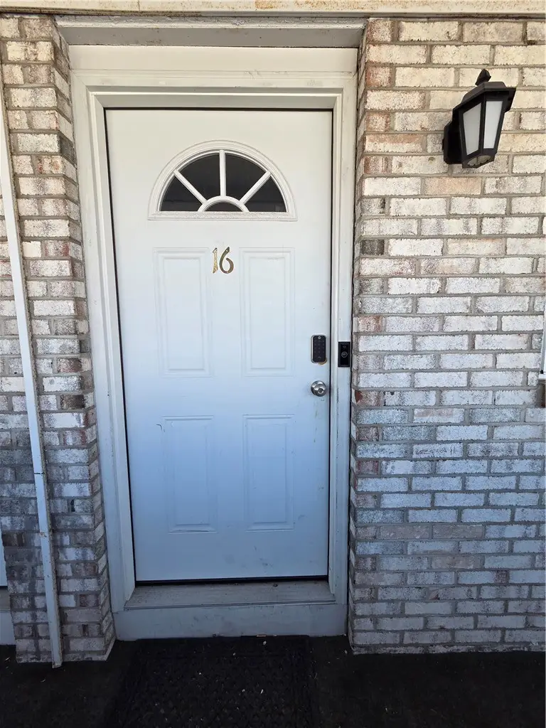 20 Hurdis Street #16, North Providence, RI 02904 - #1