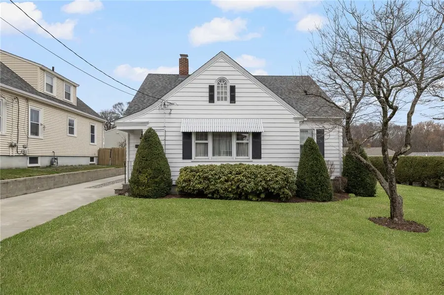 10 Bellevue Avenue, North Providence, RI 02911 - #3