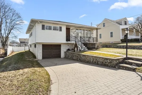 30 Dover Avenue, East Providence, RI 02914