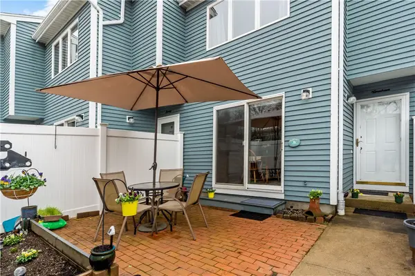 50 South Bay Drive #19, Narragansett, RI 02882