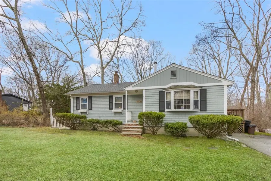 232 Quaker Lane, Scituate, RI 02857 - #3