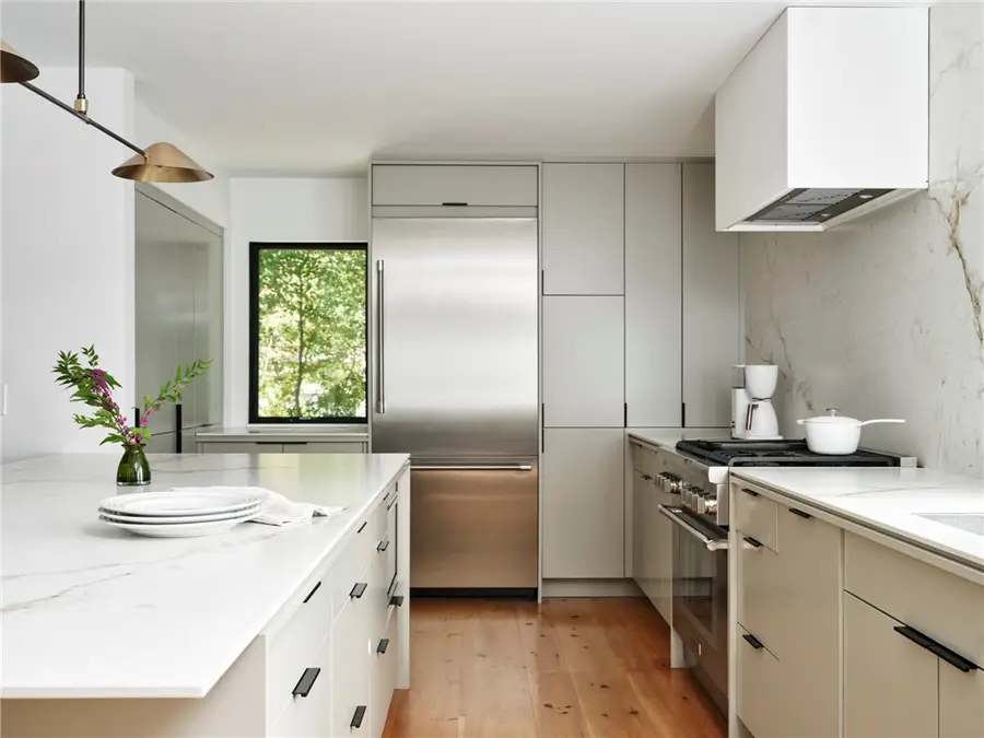 296 Stoney Holllow Road, Tiverton, RI 02878 - #2