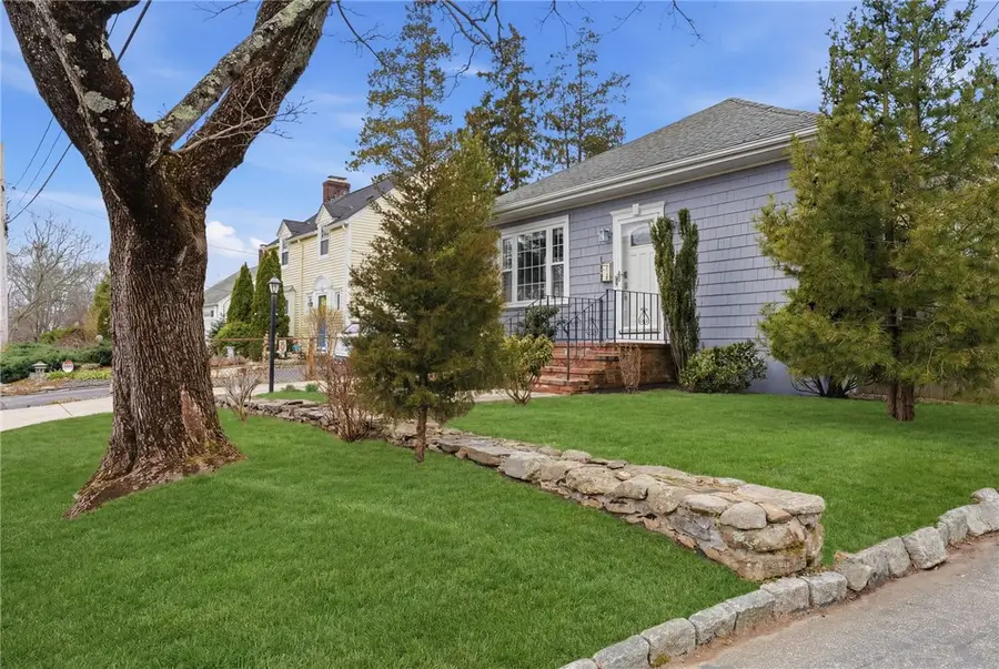 41 Whitcomb Road, Riverside, RI 02915 - #3