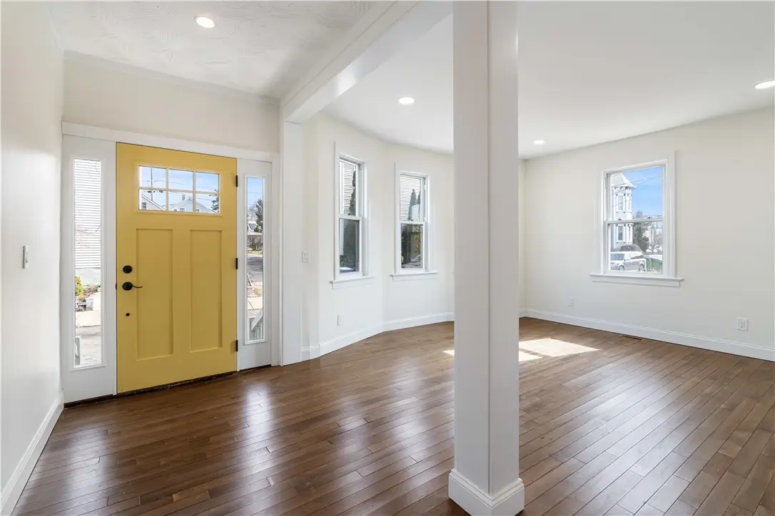 4 Clinton Avenue, Newport, RI 02840 - #1