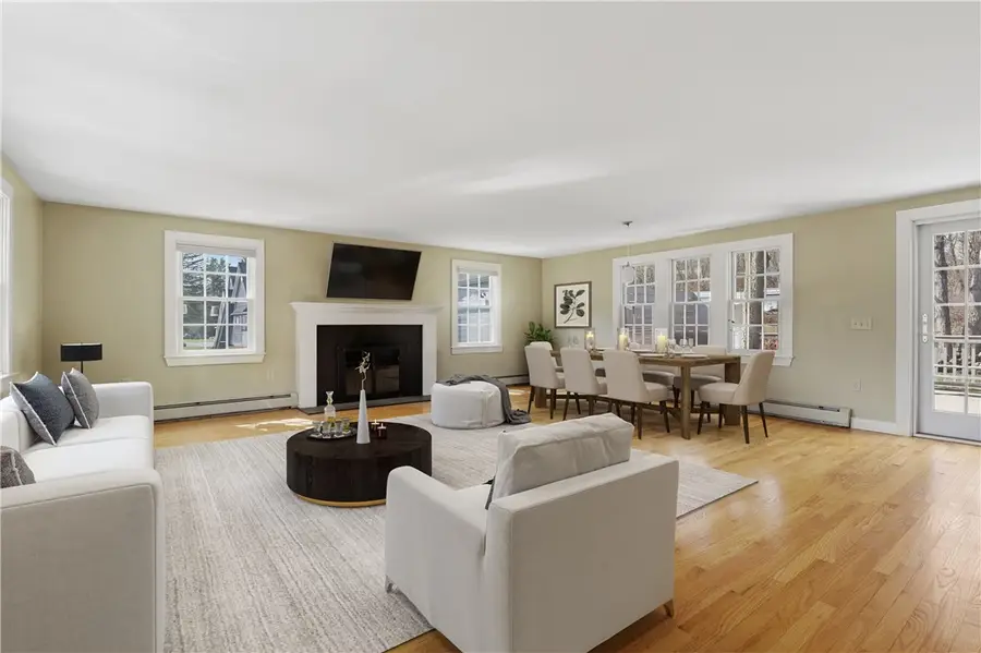 94 Abbott Run Valley Road, Cumberland, RI 02864 - #3