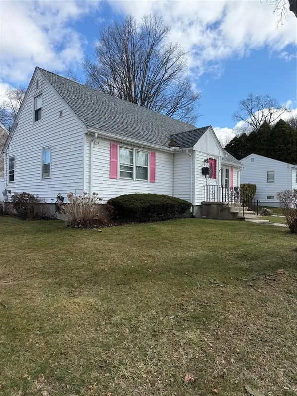 4 Dunbar Street, Providence, RI 02909