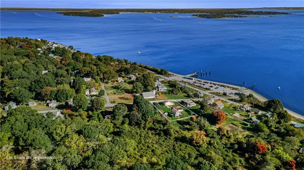 28 Pier Road, Portsmouth, RI 02872