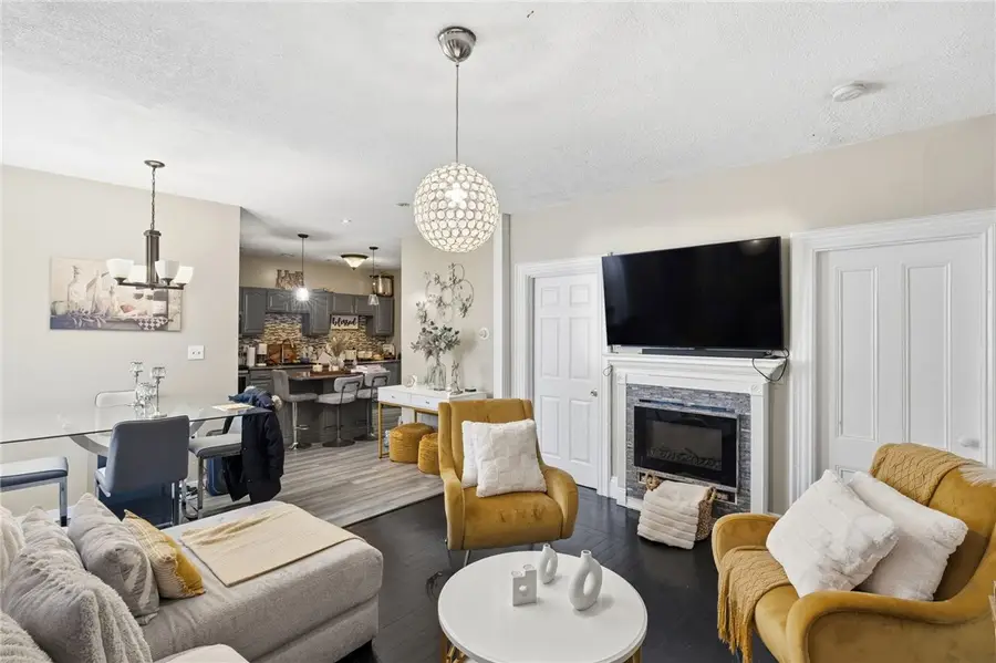 35 Allen Avenue, Pawtucket, RI 02860 - #2