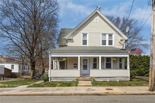 429 Winter Shore, Woonsocket, RI 02895