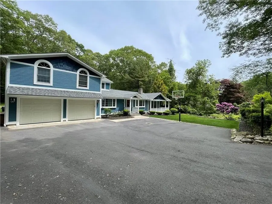 1785 Division Road, East Greenwich, RI 02818 - #2