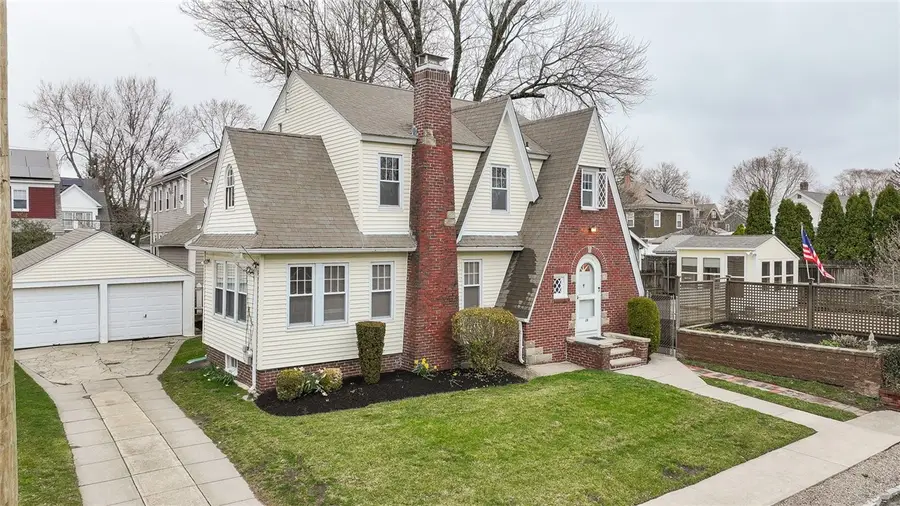 28 Rosewood Avenue, Cranston, RI 02905 - #2