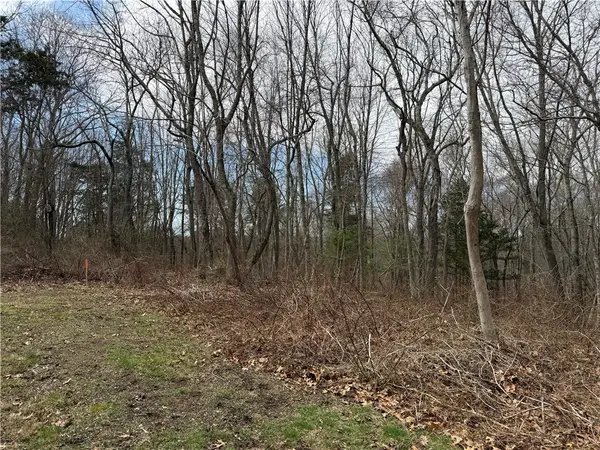 21 Nichols Lane, Westerly, RI 02891