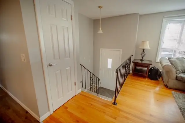 27 Grandview Drive, West Warwick, RI 02893 - #3