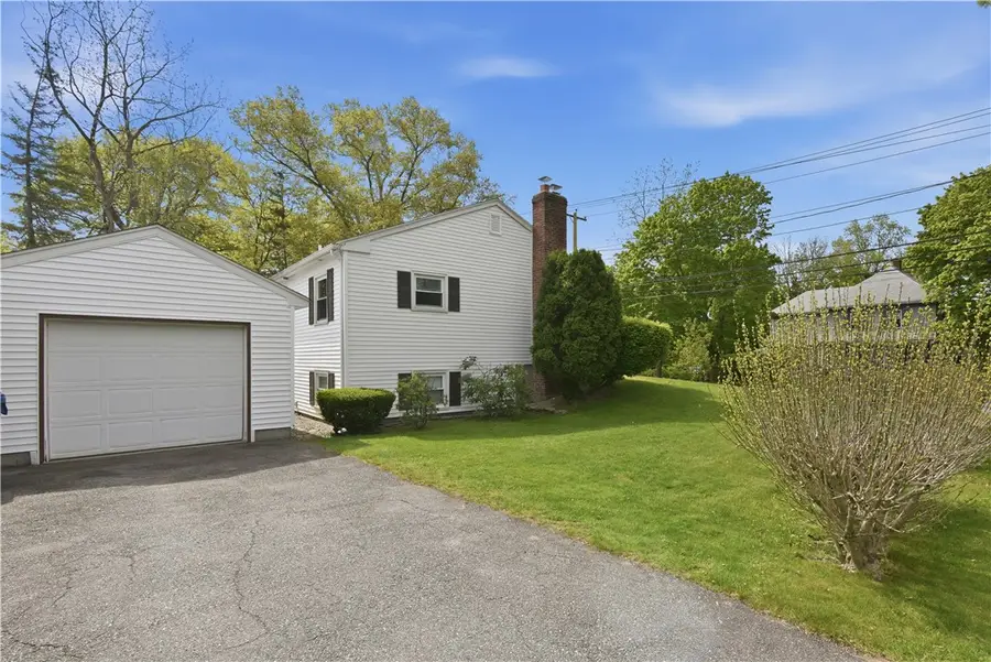 183 First Avenue, East Greenwich, RI 02818 - #2