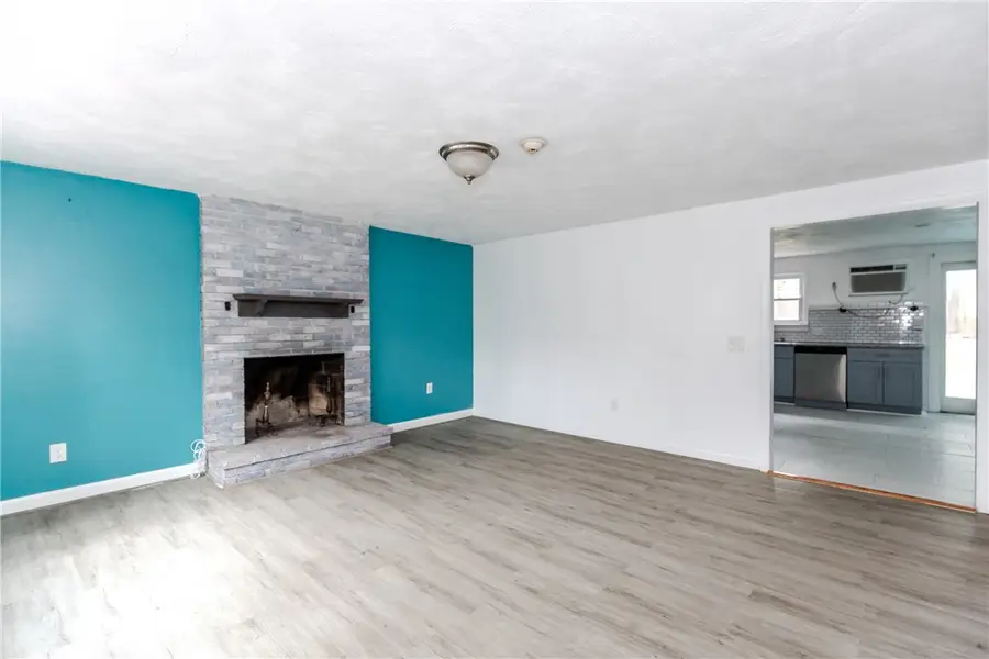 1150 Plainfield Pike, Coventry, RI 02827 - #3