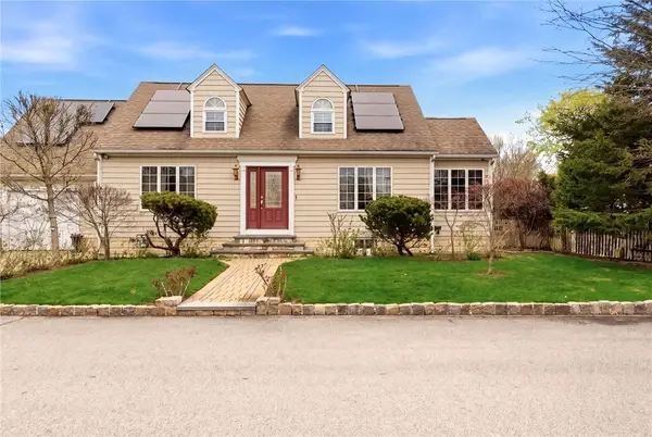 16 Althea Road, Warwick, RI 02889