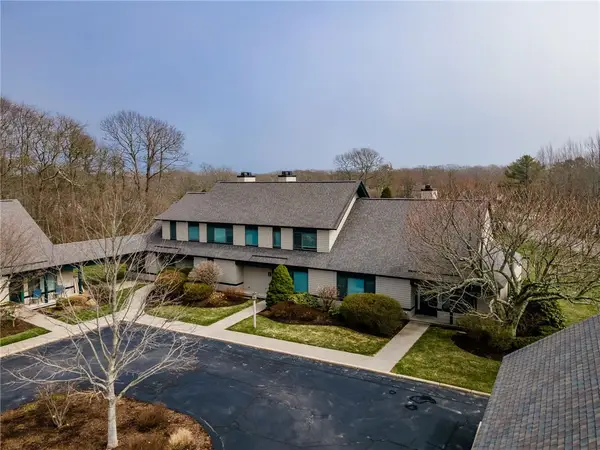 2 Stevenson Way, Narragansett, RI 02882