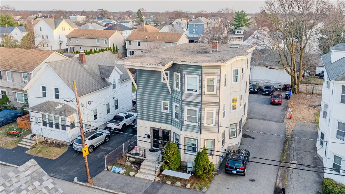 115 Hughes Avenue, Pawtucket, RI 02861 - #1