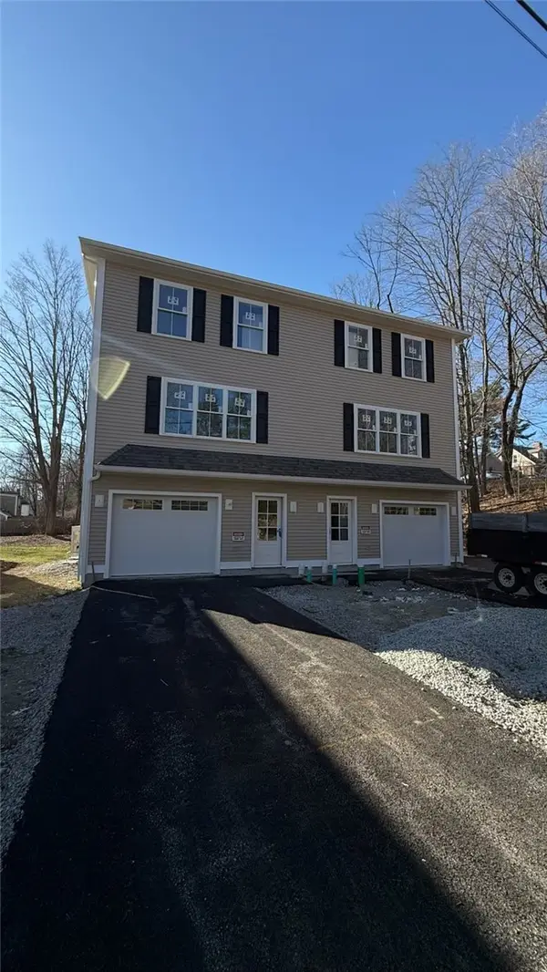 40 Farnum Pike #3, Smithfield, RI 02917