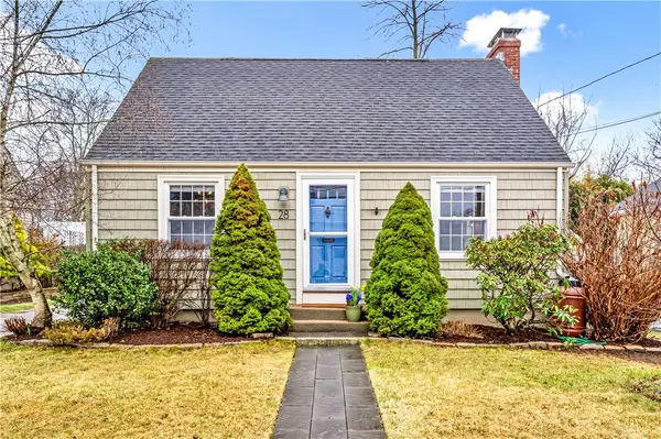 28 Rosegarden Street, Warwick, RI 02888