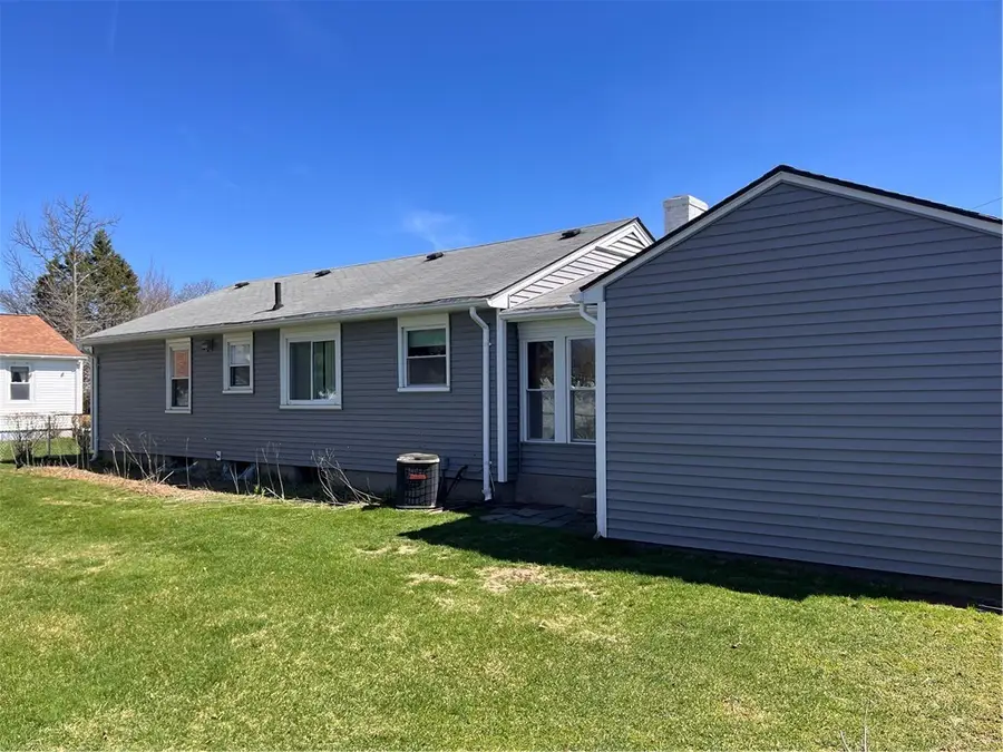 65 Ferncrest Drive, Pawtucket, RI 02861 - #2