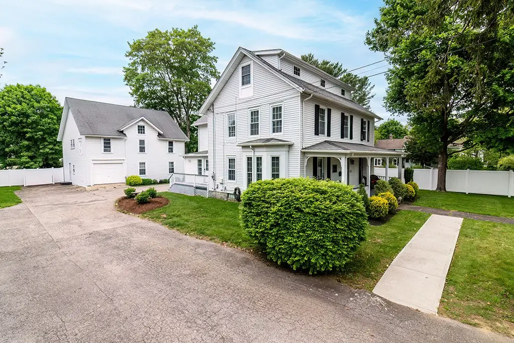 390 Woodruff Avenue, South Kingstown, RI 02879 - #1