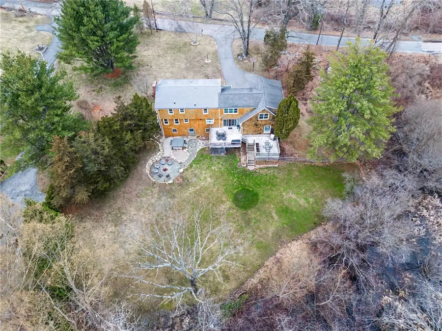 385 W Wrentham Road, Cumberland, RI 02864 - #3