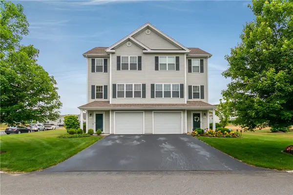 27 Streamview Drive #27, Cumberland, RI 02864