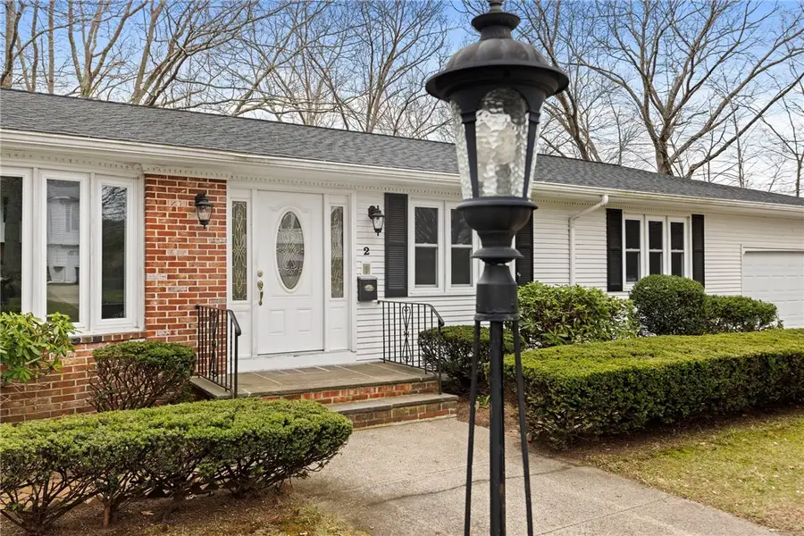 2 Julia Drive, North Providence, RI 02911 - #3