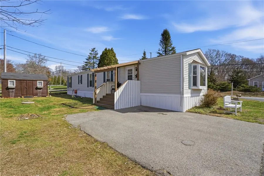 225 Brayton Road, Tiverton, RI 02878 - #2